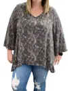 Jade By Jane Paisley Cross Front Tunic Top In Charcoal In Pink