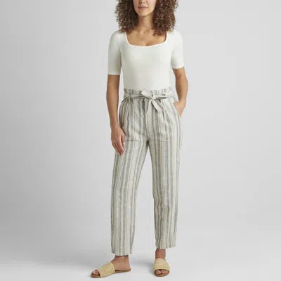 JAG BELTED PLEAT HIGH RISE TAPERED LEG PANT IN LINEN STRIPE