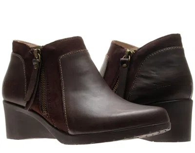 Jambu Cube-hyper Grip Brown Wedge Women's Bootie Wj14cub34