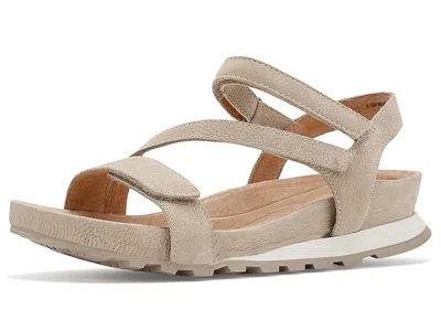 Jambu Liza In Gold