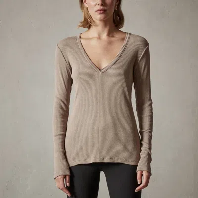 James Perse Deep V Long Sleeve Rib Top In Fawn In Beige