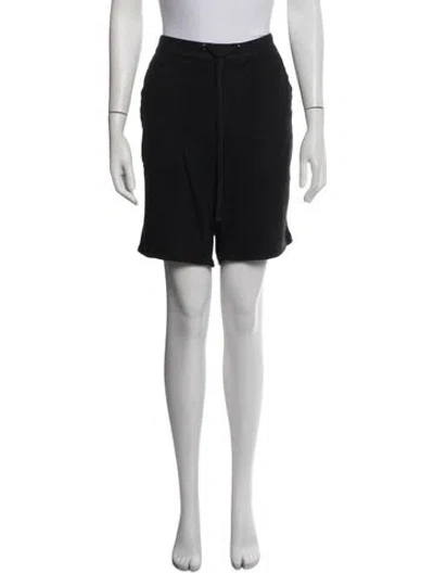 Pre-owned James Perse Knee-length Shorts In Black