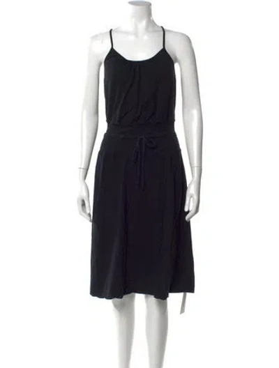Pre-owned James Perse Scoop Neck Knee-length Dress In Black