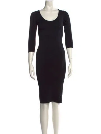 Pre-owned James Perse Scoop Neck Knee-length Dress In Black