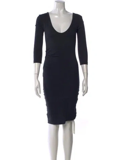 Pre-owned James Perse Scoop Neck Knee-length Dress In Black