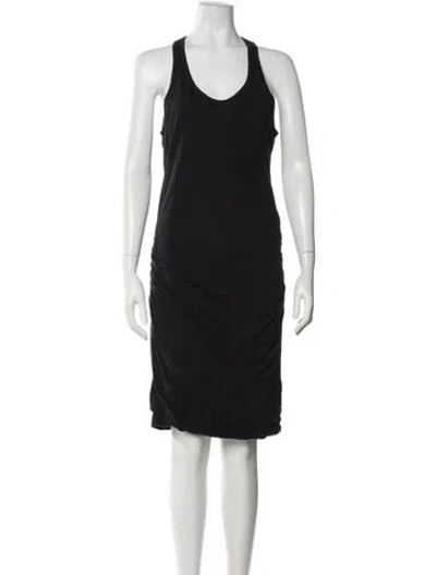Pre-owned James Perse Scoop Neck Knee-length Dress In Black