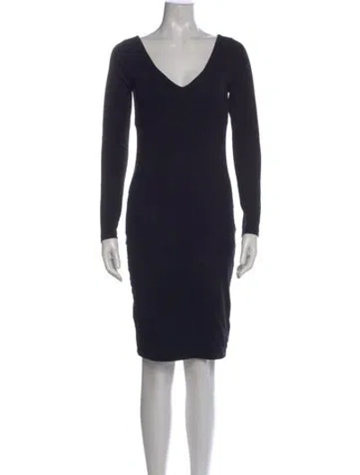 Pre-owned James Perse V-neck Knee-length Dress In Black