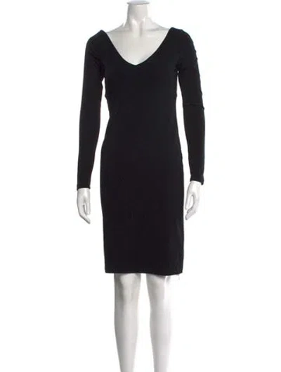 Pre-owned James Perse V-neck Knee-length Dress In Black
