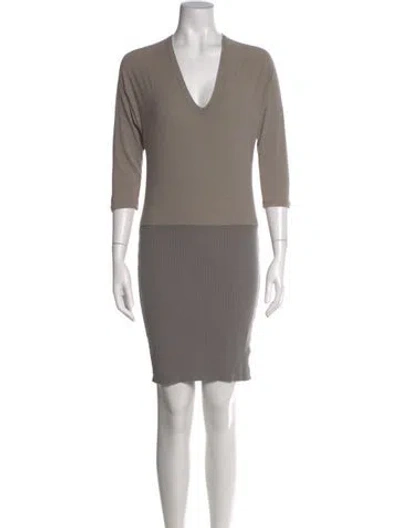 Pre-owned James Perse V-neck Knee-length Dress In Neutral