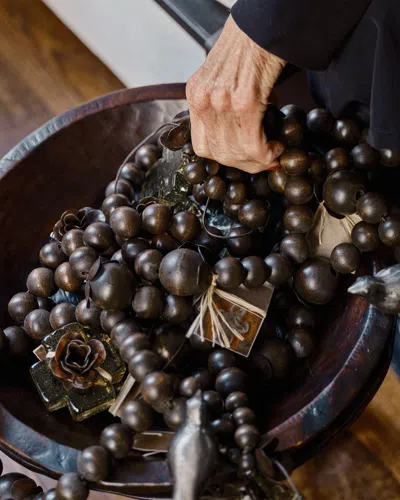 Jan Barboglio Luminous Angel Blessing Beads In Brown