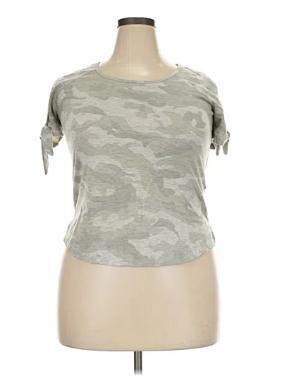 Pre-owned Jane And Delancey Short Sleeve T-shirt In Gray