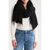 Jane Carr The Luxe Cashmere Scarf In Black