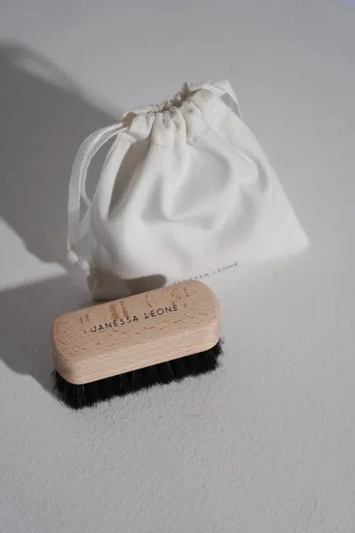 Janessa Leone Hat Brush In Natural