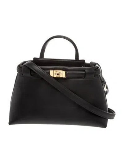 Pre-owned Janessa Leone Leather Shoulder Bag In Black