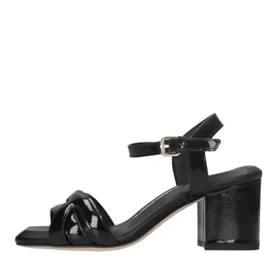 Janet & Janet Sandals In Nero Scuri