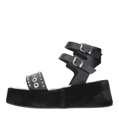 Janet & Janet Sandals Black In White