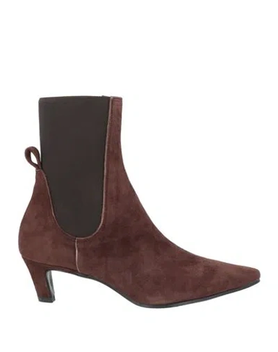 J.a.p. Jose Antonio Pereira J. A.p. Jose Antonio Pereira Woman Ankle Boots Chocolate Brown Size 7 Leather, Textile Fibers