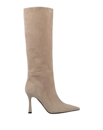 J.a.p. Jose Antonio Pereira J. A.p. Jose Antonio Pereira Woman Boot Beige Size 11 Leather In Brown