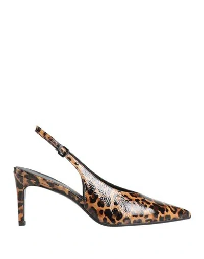 J.a.p. Jose Antonio Pereira J. A.p. Jose Antonio Pereira Woman Pumps Camel Size 7 Leather In Multi