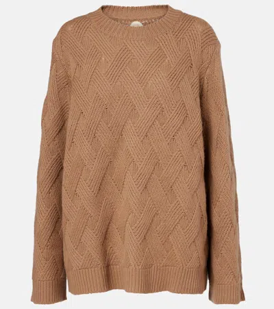 Jardin Des Orangers Oversized Wool And Cashmere Sweater In Brown