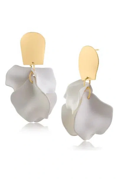 Jardin Ginkgo Flower Drop Earrings In Gold
