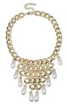 Jardin Imitation Pearl Chain Bib Necklace In White/gold