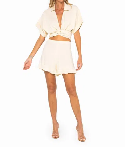 Jbq Riley Short In Vanilla In Neutral