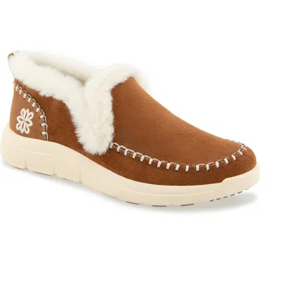 Jbu Tilly Moccasin Slipper In Whiskey