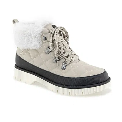 Jbu Womens Addie Chunky Heel Booties In White