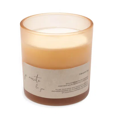 Je Mérite (i Deserve) White I Deserve Joy - Honeydew Melon & Petrichor 13 oz Candle In Brown