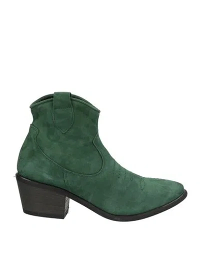 Je T'aime Woman Ankle Boots Green Size 7 Leather