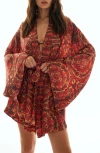 Je Te Veux Abstract Kimono In Red