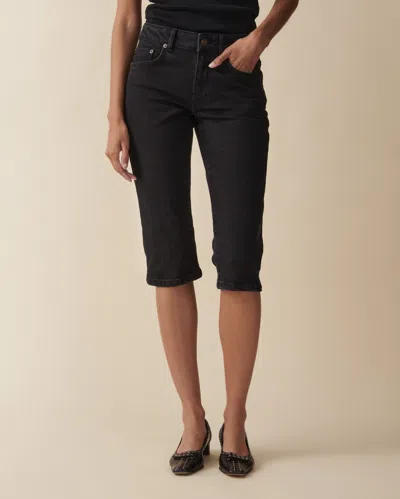 Jeanerica Capri In Black