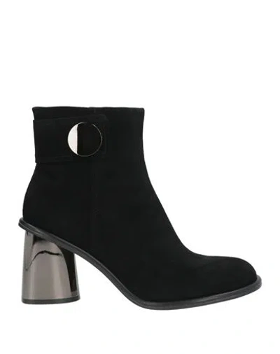 Jeannot Woman Ankle Boots Black Size 9 Leather