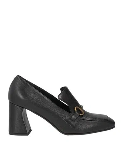 Jeannot Woman Loafers Black Size 7 Soft Leather