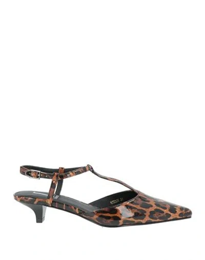 Jeannot Woman Pumps Camel Size 6 Leather In Multi