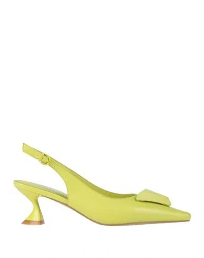 Jeannot Woman Pumps Lime Green Size 8 Leather