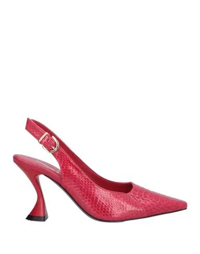 Jeannot Woman Pumps Red Size 7 Leather