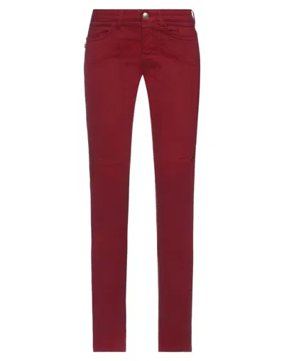 Jeckerson Jeans In Brick Red