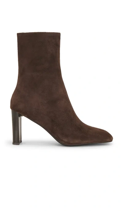 Jeffrey Campbell Boot Essential In Brown