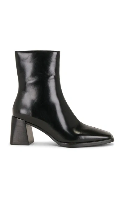 Jeffrey Campbell Boot Sherpal In Black