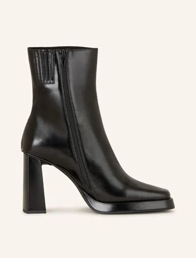 Jeffrey Campbell Boots In Black
