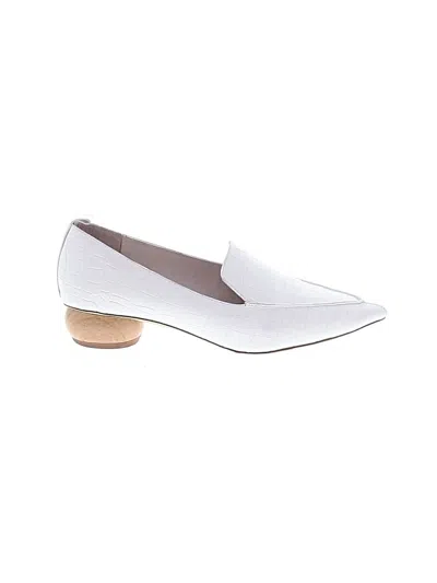 Pre-owned Jeffrey Campbell Flats In White