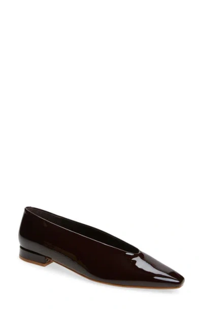 Jeffrey Campbell Hinted Pointed Toe Flat In Multi