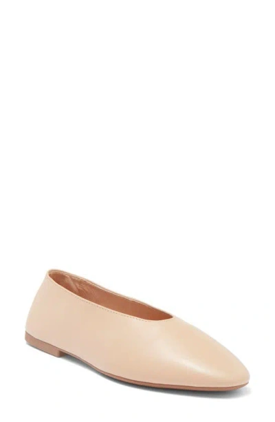 Jeffrey Campbell Romp Flat In Natural