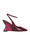 Jeffrey Campbell 杰弗里·坎贝尔 () 与高跟鞋 In Multi
