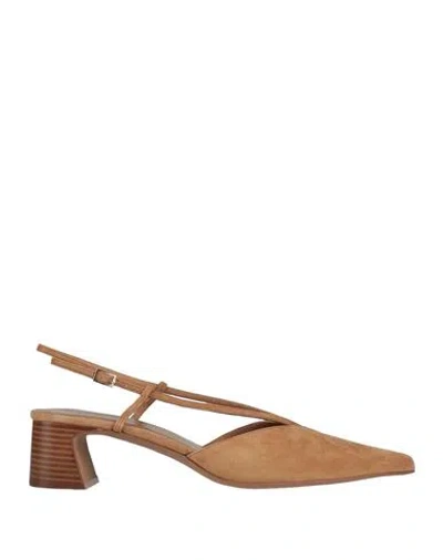 Jeffrey Campbell Woman Pumps Camel Size 7 Leather In Animal Print