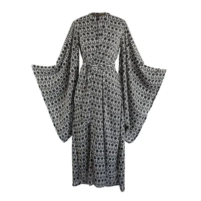 Jennafer Grace Women's Diamond Tribe Kimono In Black