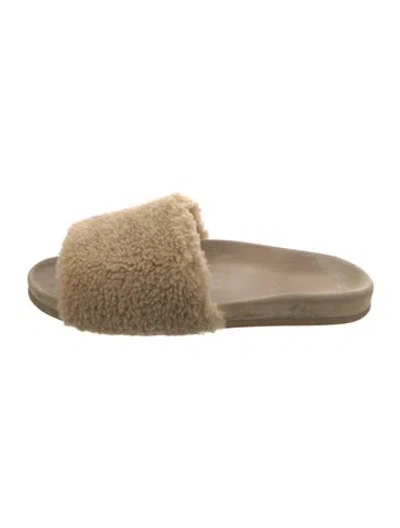 Pre-owned Jenni Kayne Shearling Slides In Neutral