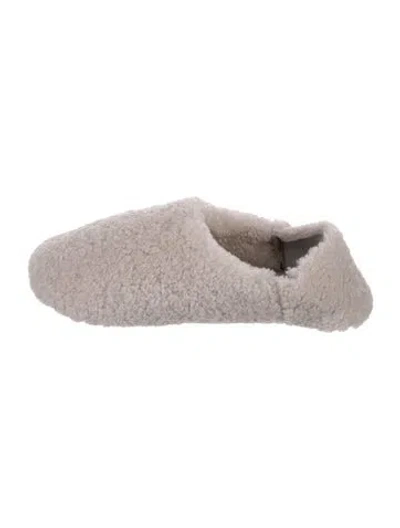 Pre-owned Jenni Kayne Shearling Slippers In Neutral